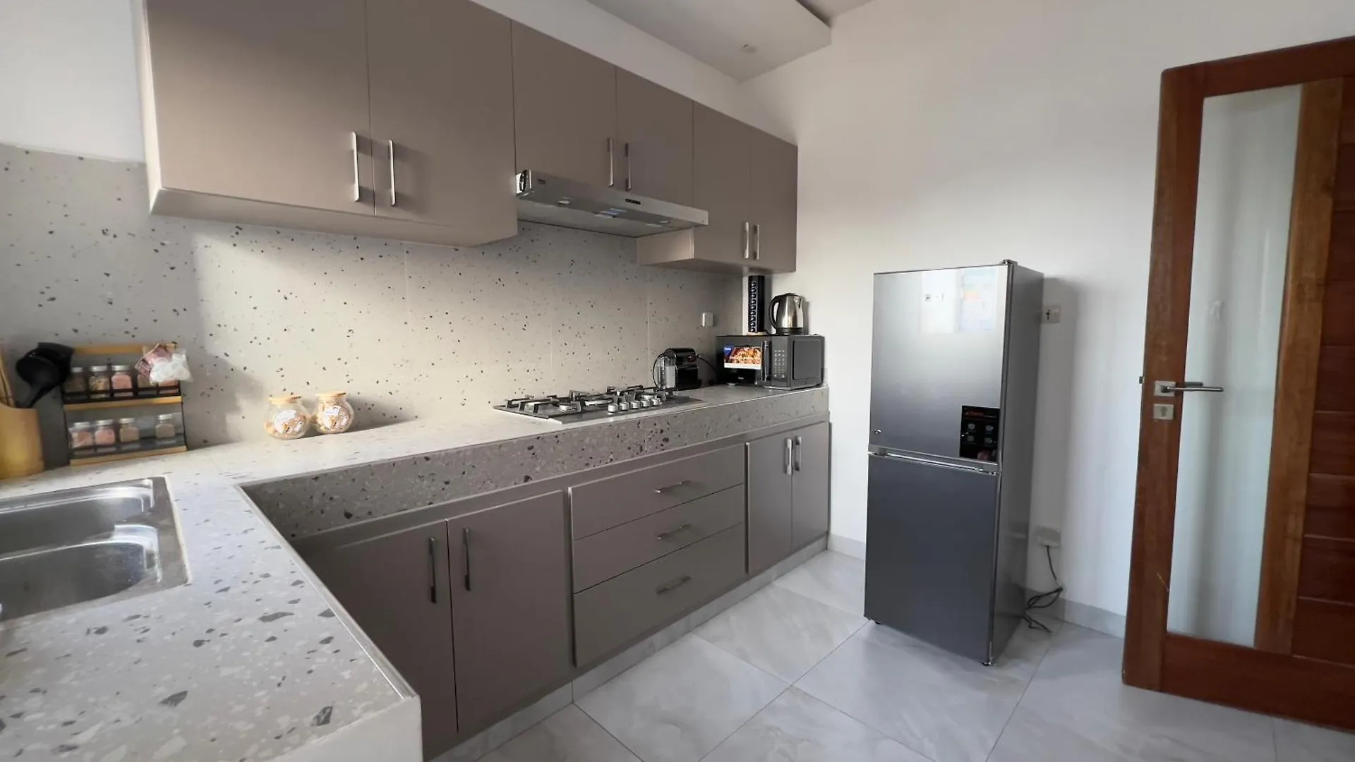 Cozy Rooftop Studio Apartment Near Almadies Dakar 0*,  Senegal