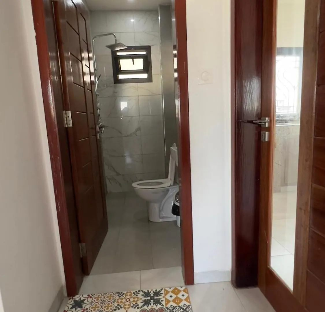 Cozy Rooftop Studio Apartment Near Almadies Dakar